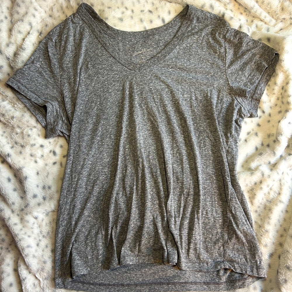 Women’s XXL, Universal Threads, Lightweight, Grey T-Shirt